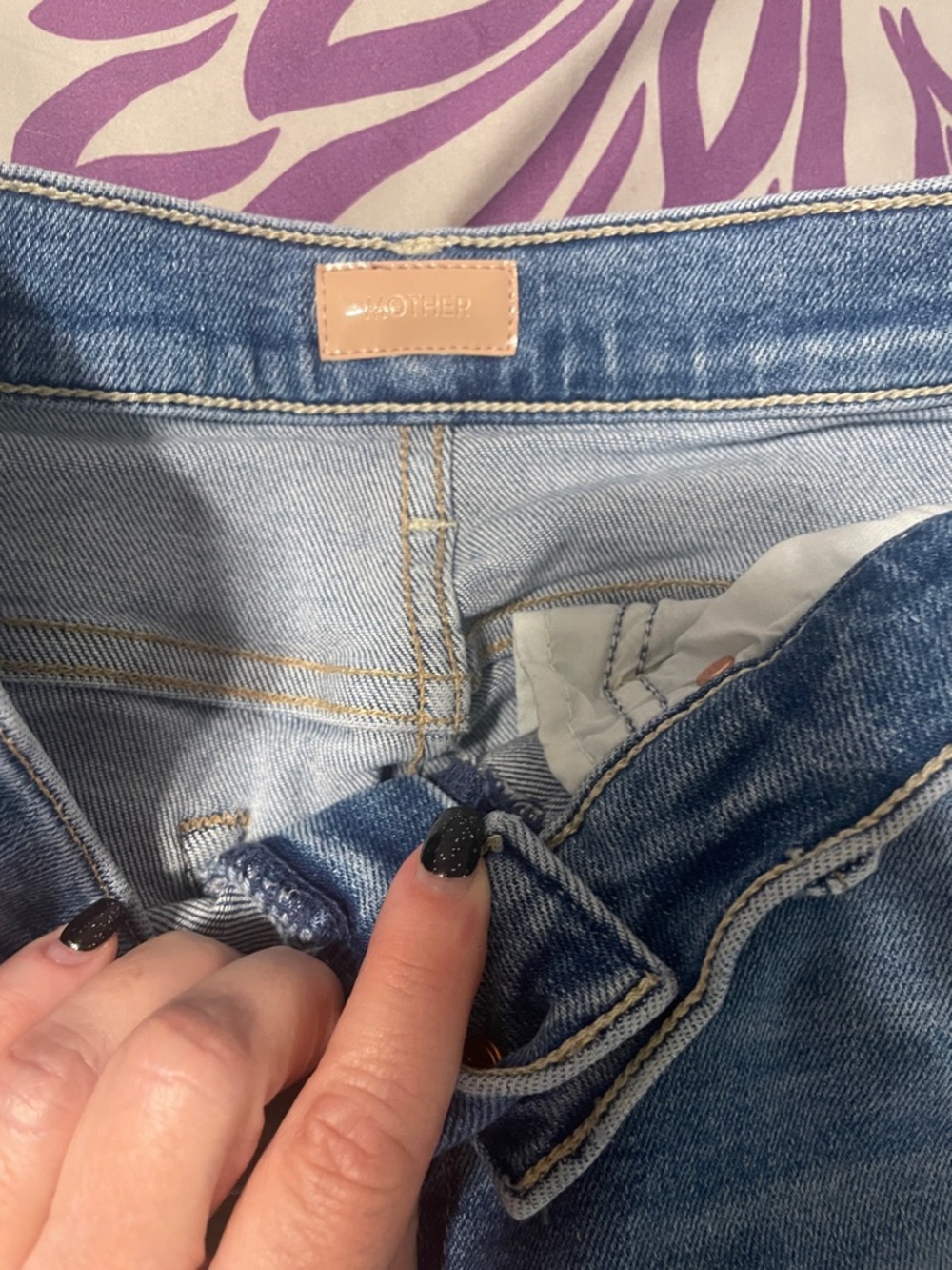 Mother The Weekender High-Rise Fan Favorite Flared Women’s Jeans - Picture 3 of 7